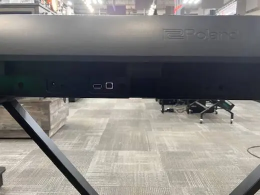 Roland - FP-10-BK 2